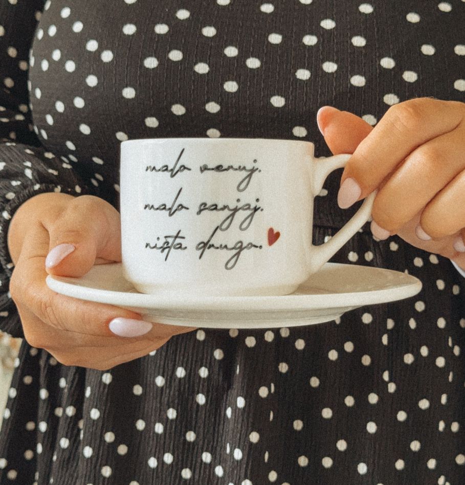 Šolja sa tacnicom #Malo veruj